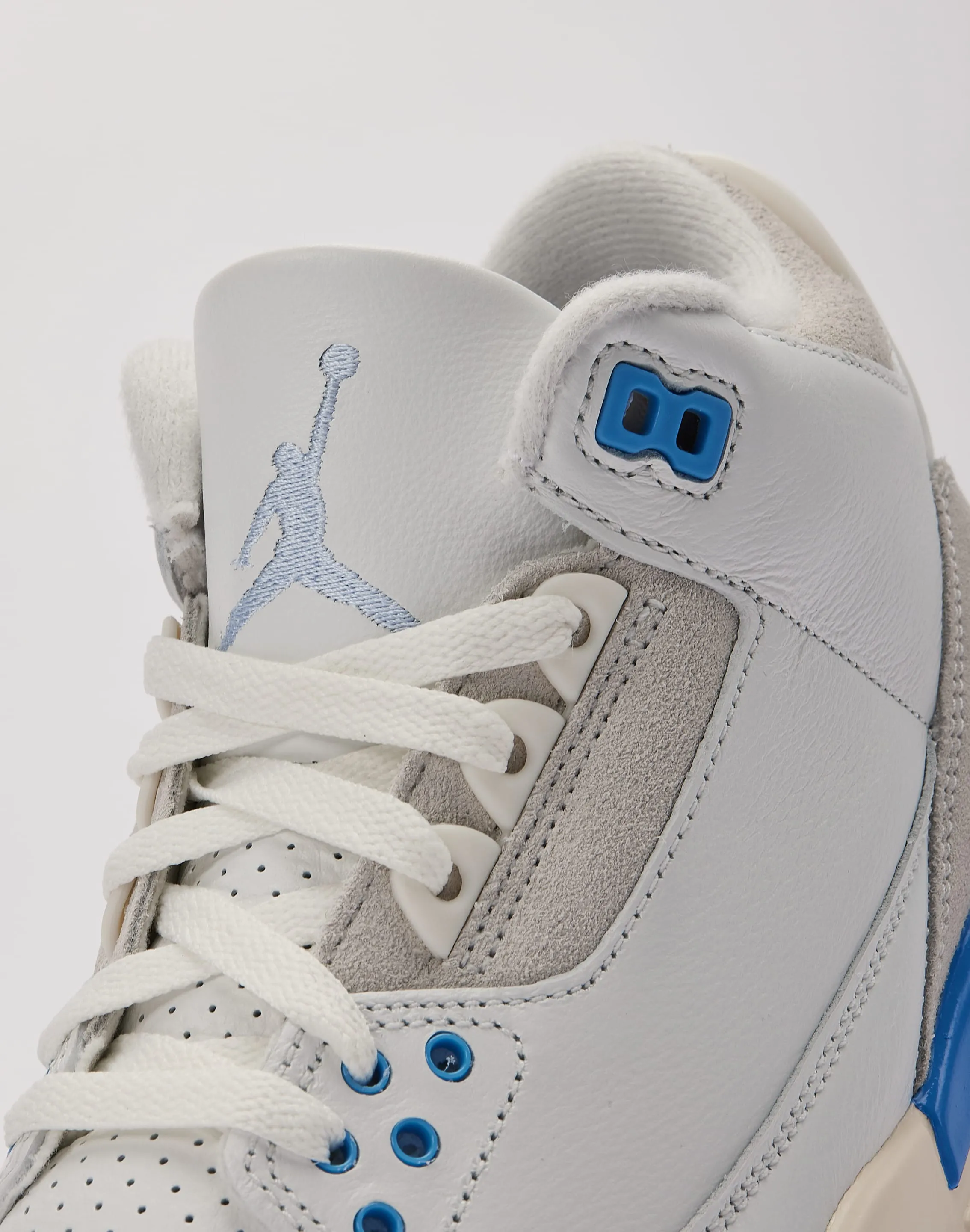 Jordan Air Jordan 3 Retro 'Lucky Shorts'