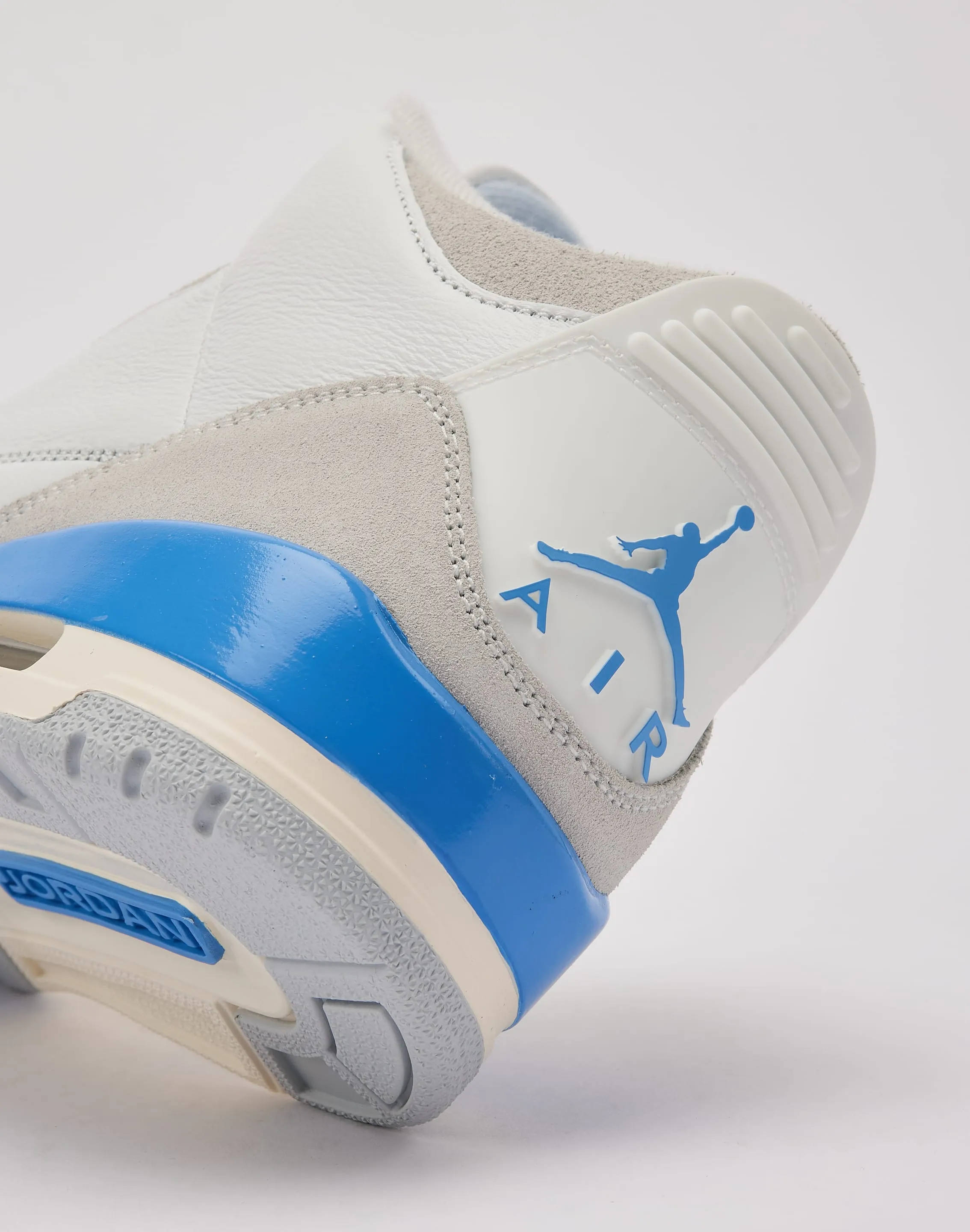 Jordan Air Jordan 3 Retro 'Lucky Shorts'