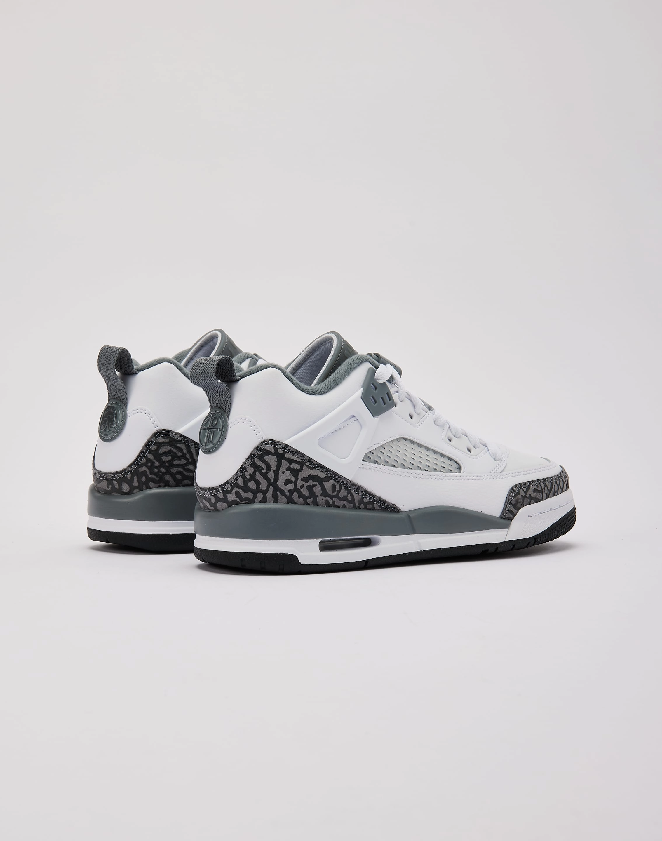 Jordan Spizike Low Grade-School
