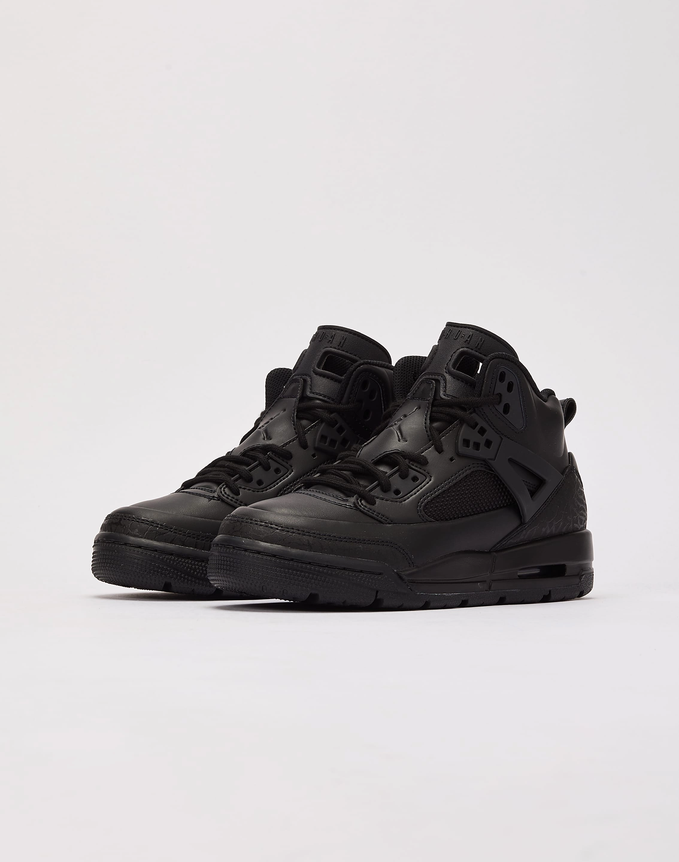 Jordan Spizike Winterized Grade-School