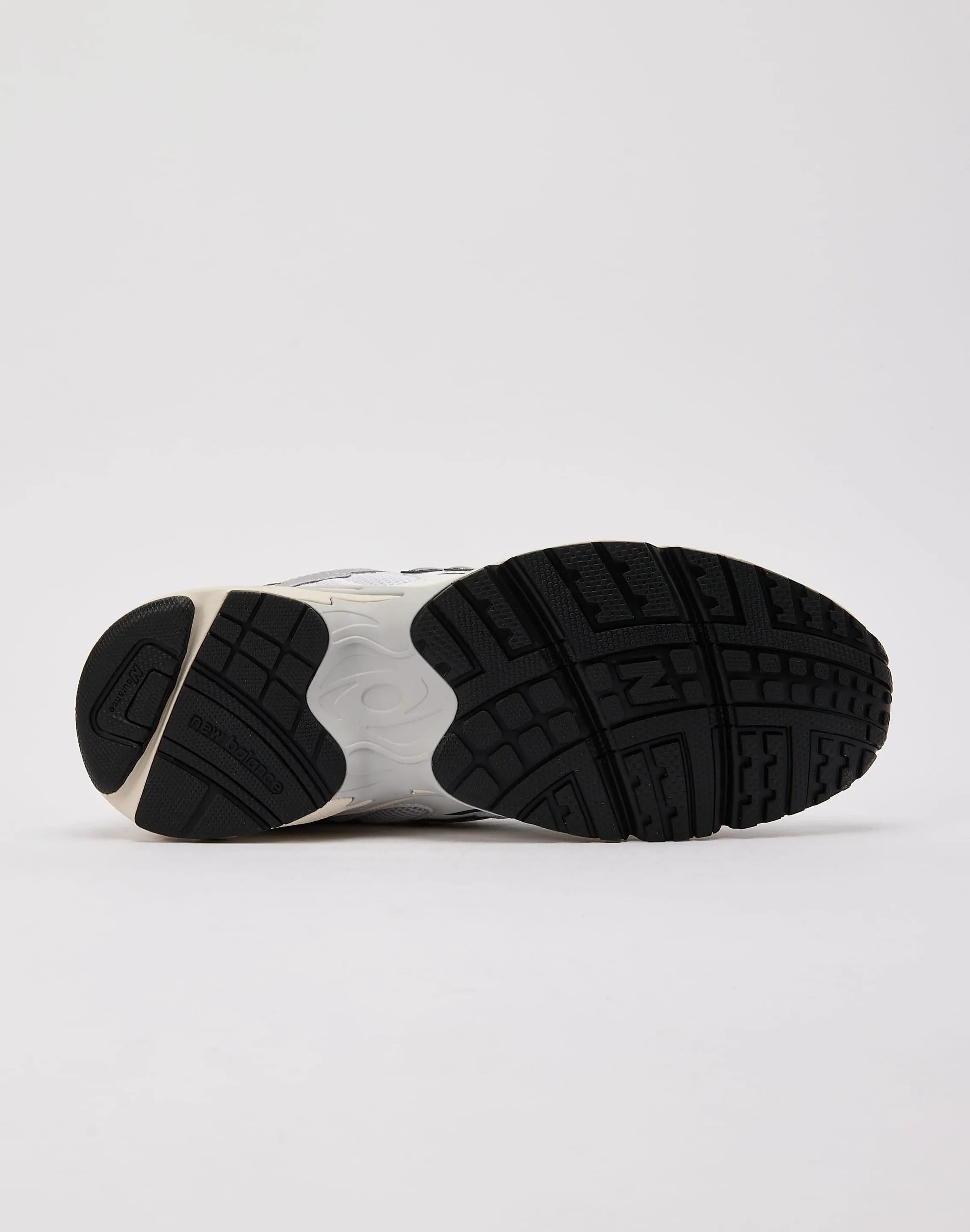 New Balance 725v1