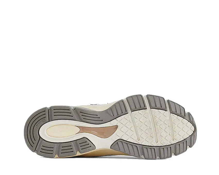 New Balance Shoes New Balance 990v4 Made in USA "Limestone"