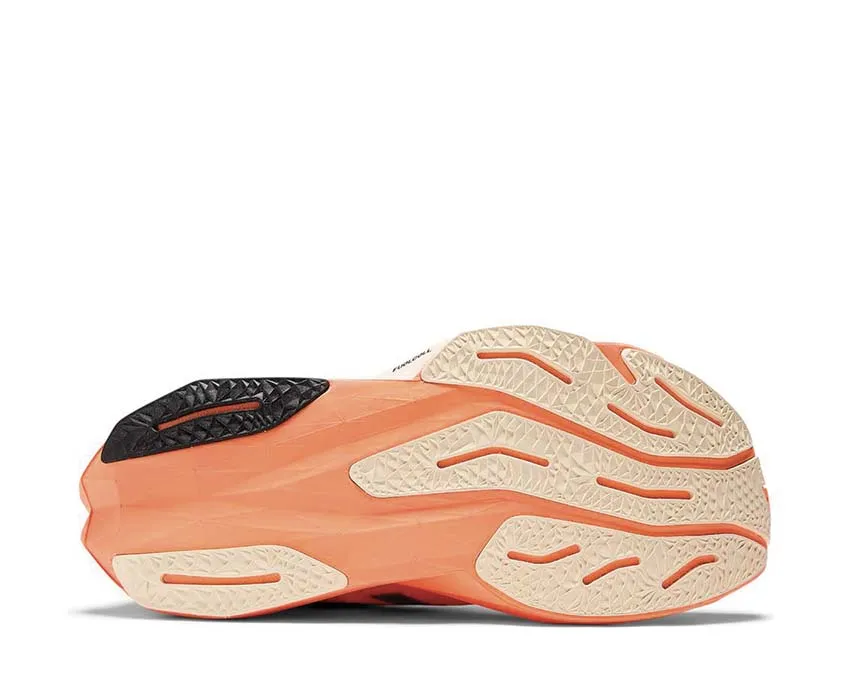 New Balance Shoes New Balance FuelCell Rebel V4 W «Mango»