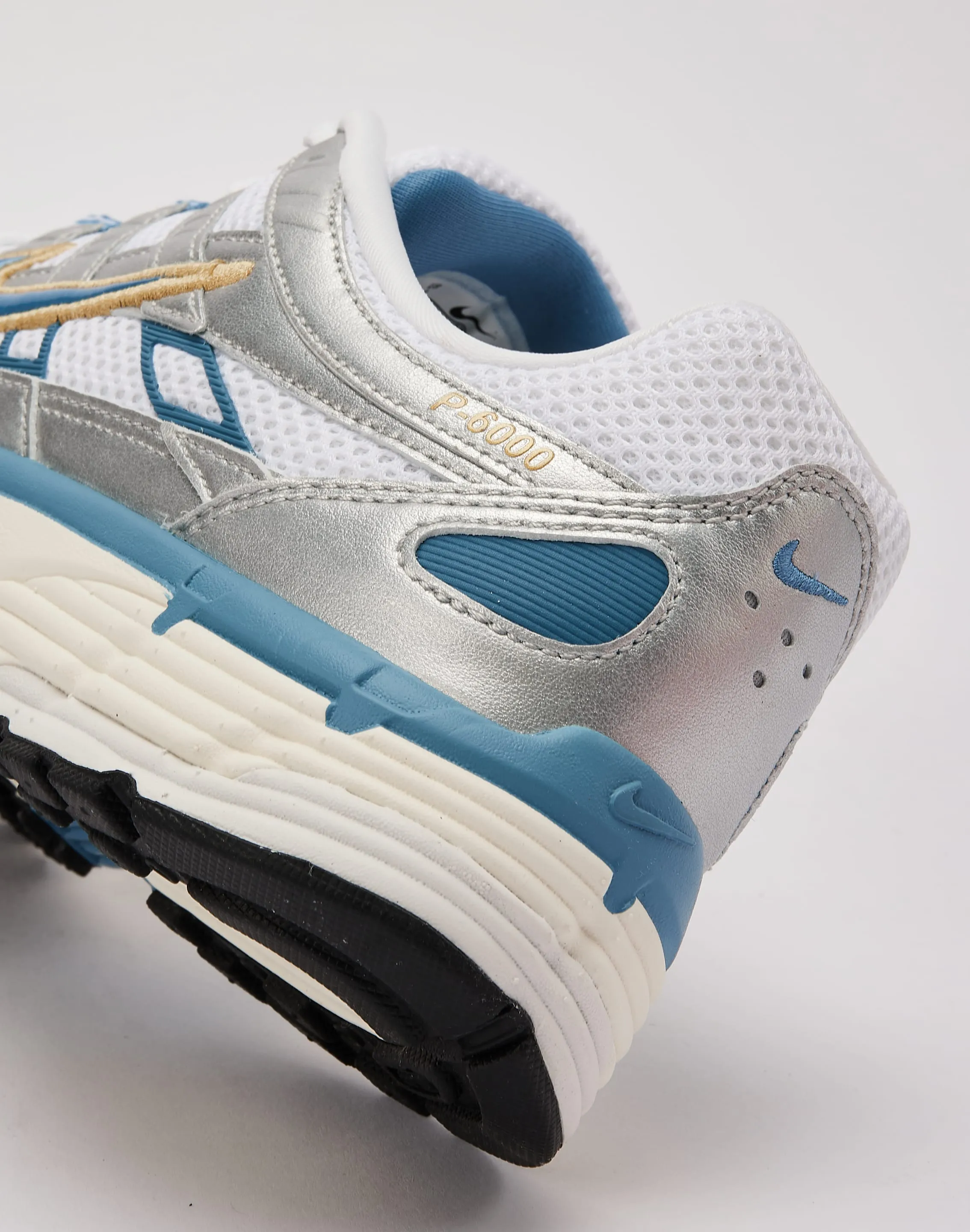 Nike P-6000
