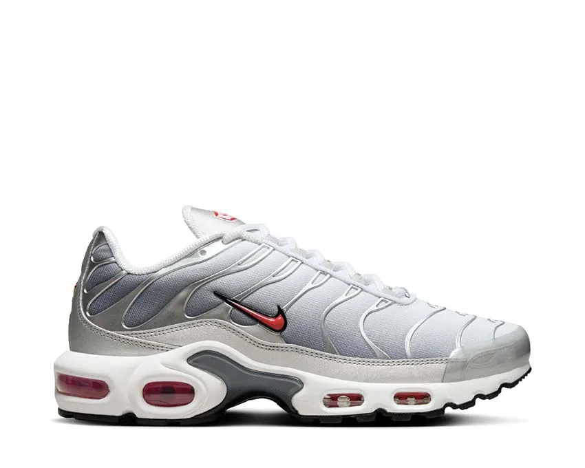 Nike Shoes Nike Air Max Plus W "Silver Bullet"