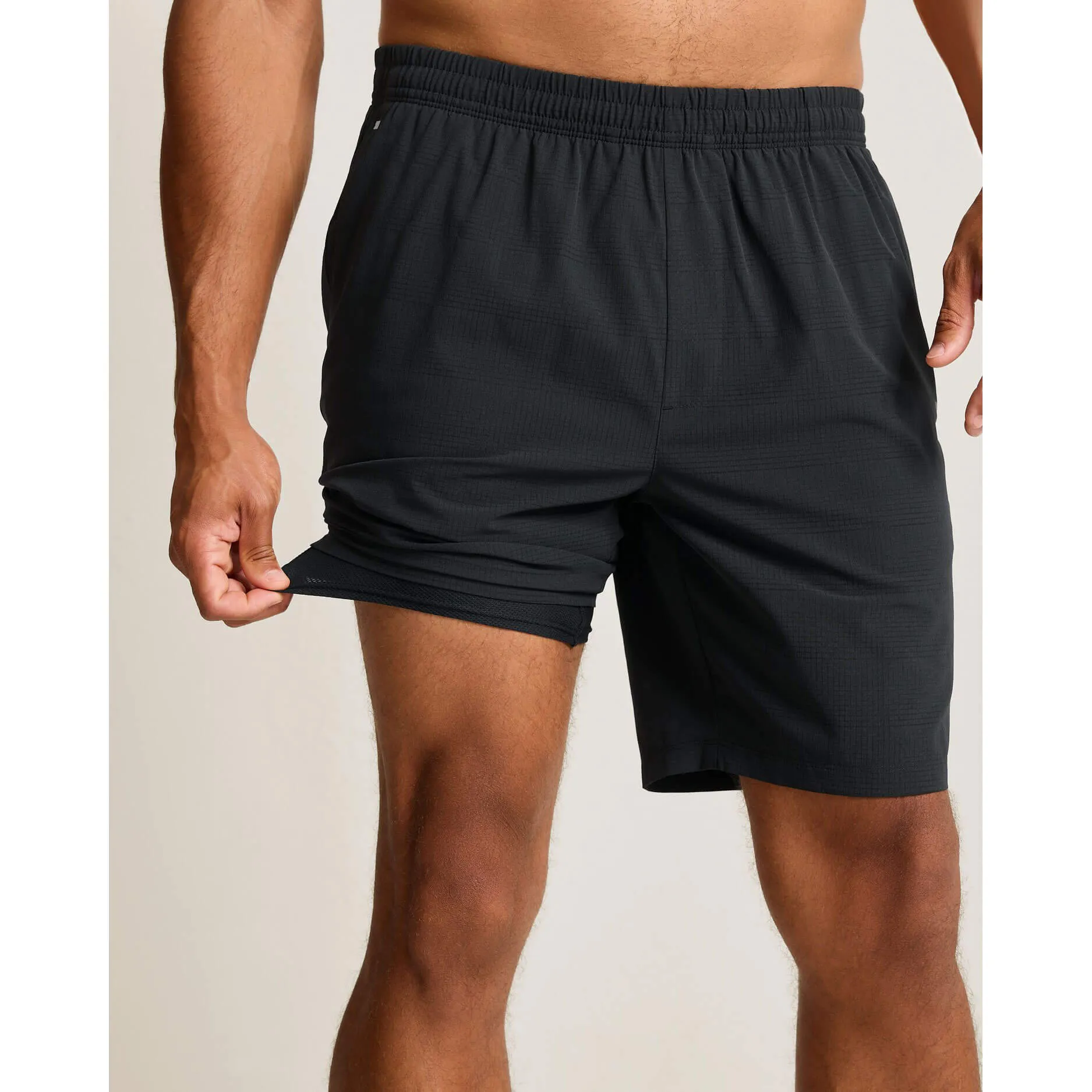 Tommy Bahama Men's 8-Inch Huntington Bay Hybrid Shorts - Black Tommy Bahama Clothing