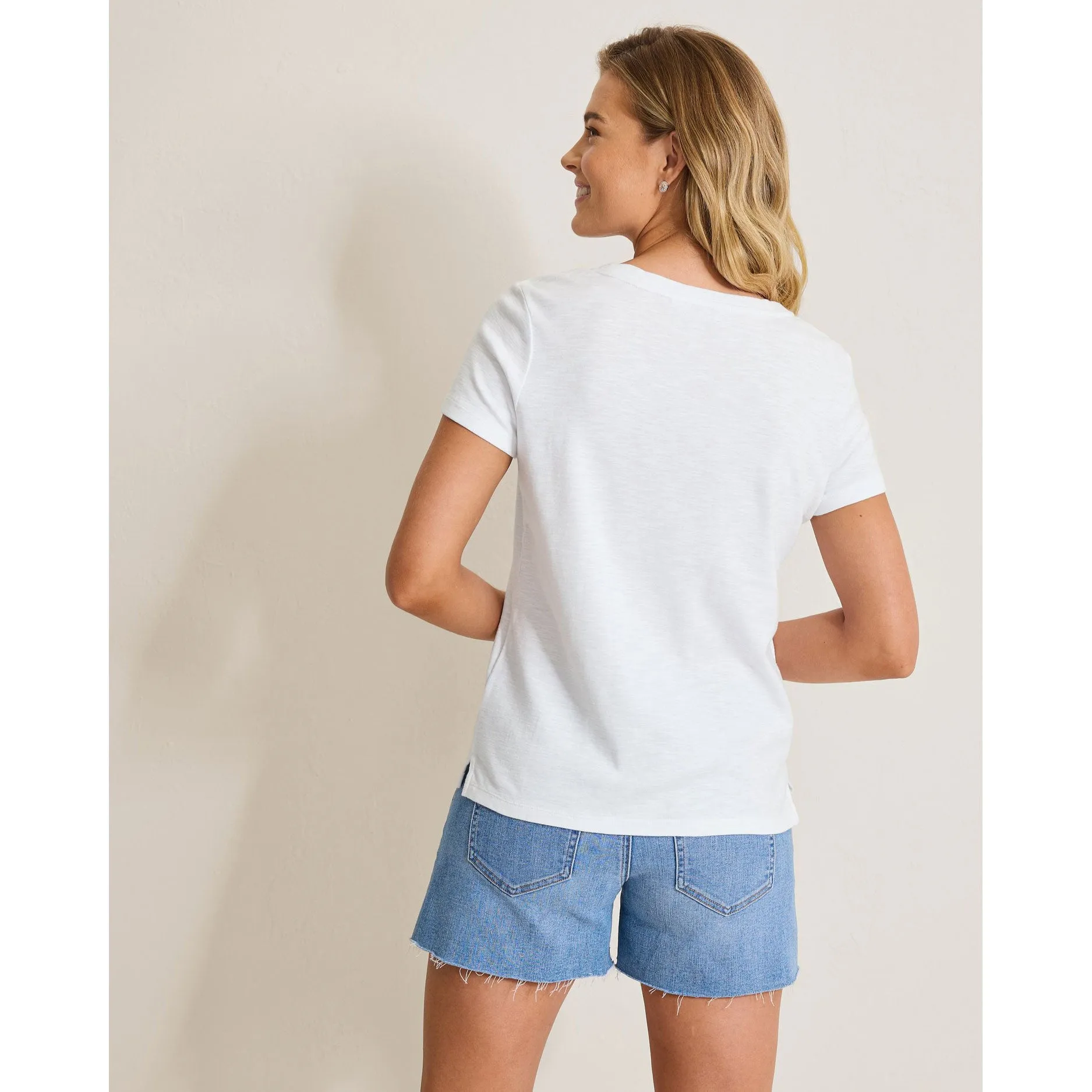 Tommy Bahama Women's Ashby Isles Garden Villa T-Shirt - White Tommy Bahama Clothing