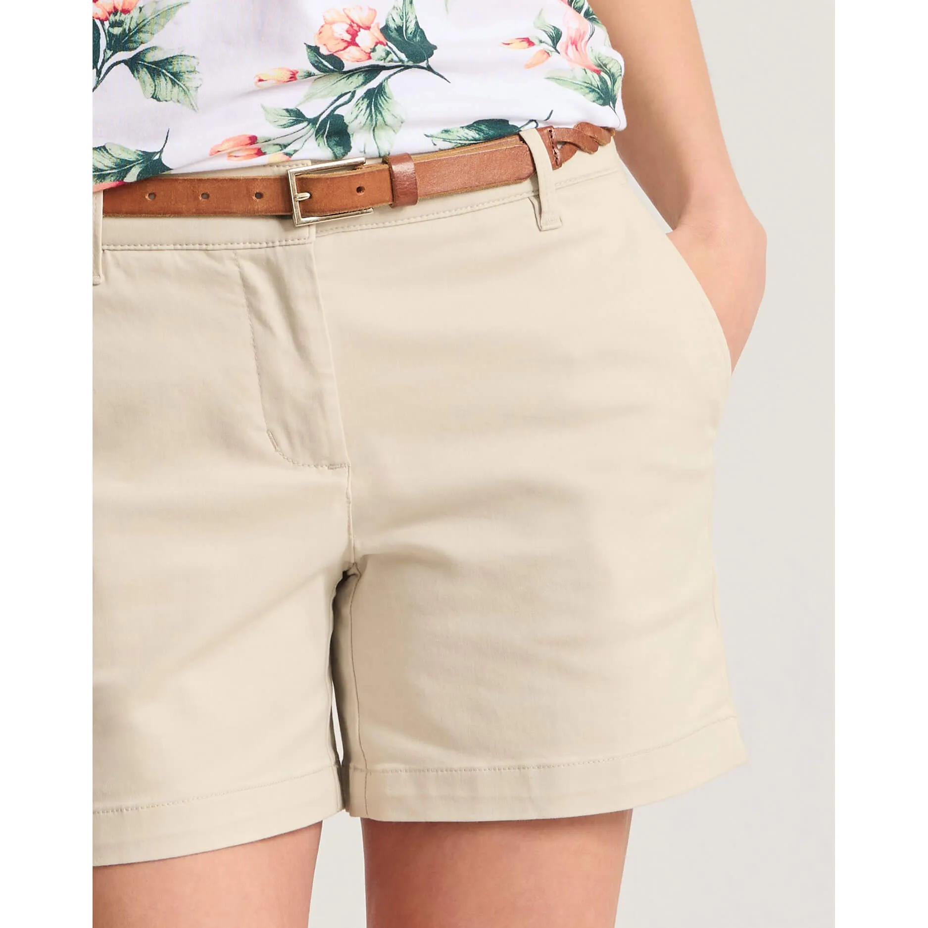 Tommy Bahama Women's Boracay 5-Inch Shorts - Khaki Sand Tommy Bahama Clothing