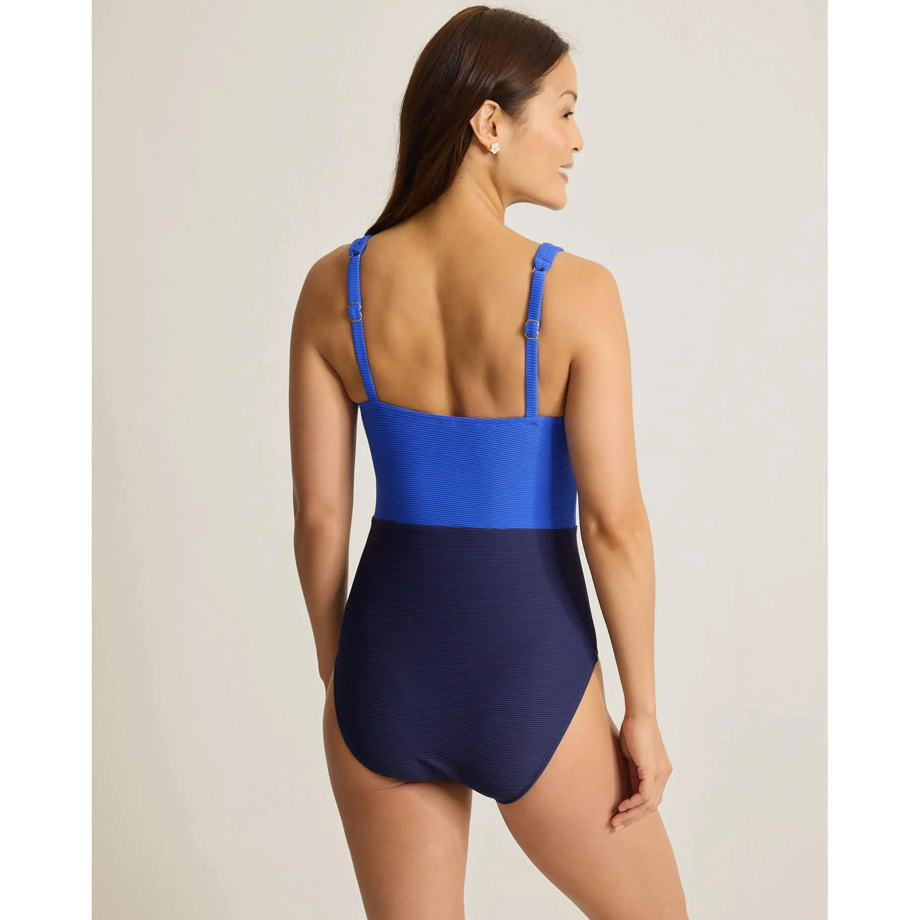 Womens Tommy Bahama Swimwear Tommy Bahama Ocean Point Colorblock Square One Piece Swimsuit - Mare Navy *